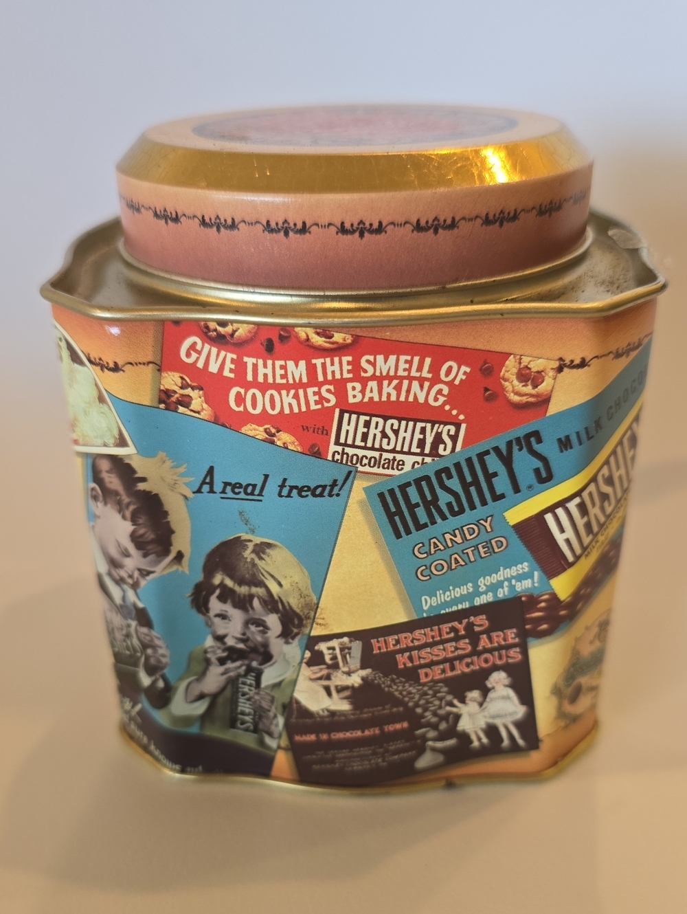 Hershey's Vintage Edition #3 Chocolare Tin - Blue & Gold Retro Design